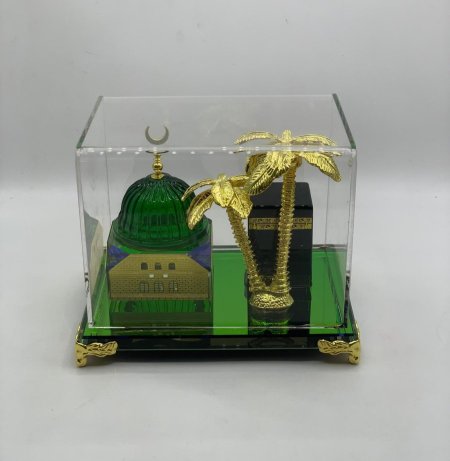 تحفة ع شكل الكعبة