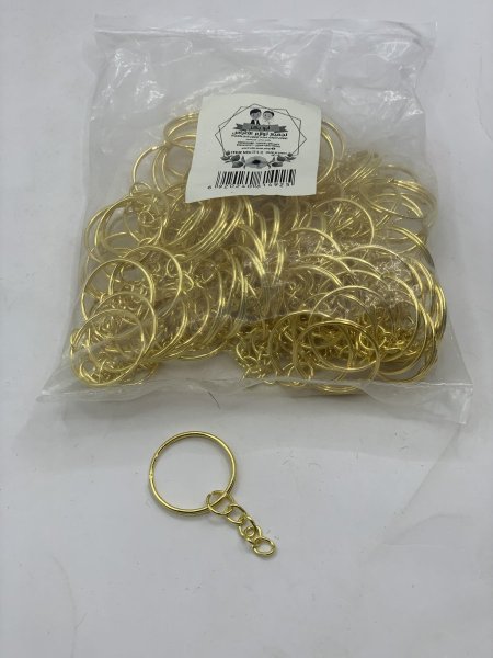 علاقة سنسلة مفاتيح باللون الذهبي للاكسسوارات